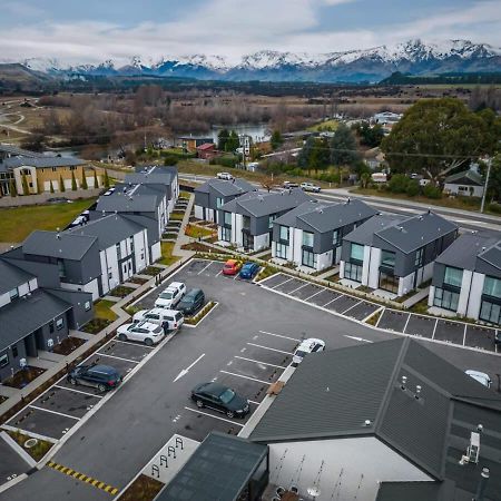 Wanaka Riverside Townhouse Retreat Albert Town Buitenkant foto