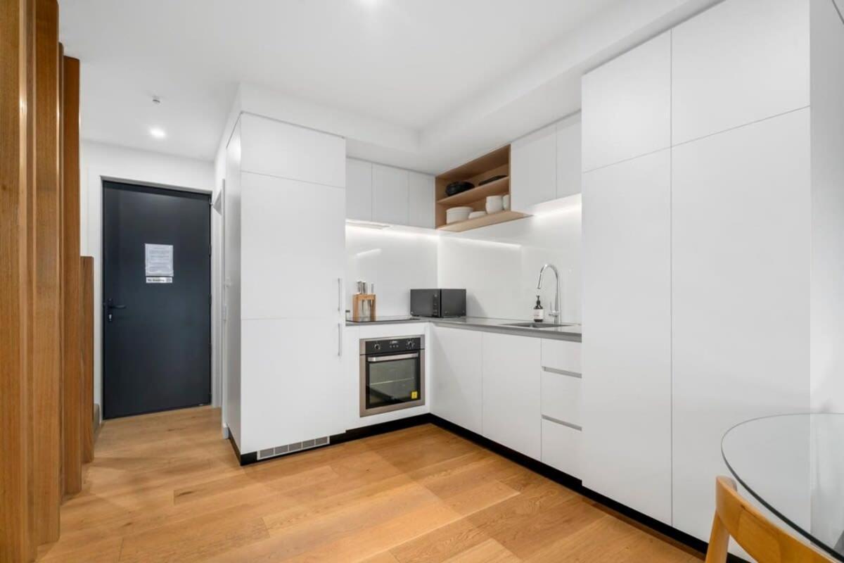 Wanaka Riverside Townhouse Retreat Albert Town Buitenkant foto